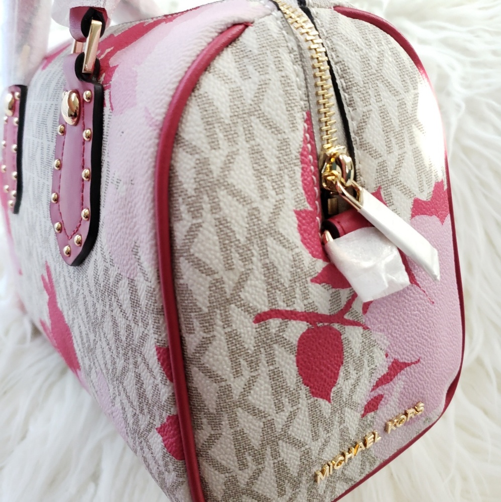 Michael Kors purse with strap